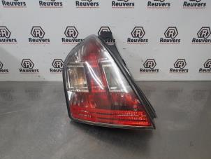 Gebruikte Achterlicht links Fiat Stilo (192A/B) 1.6 16V 5-Drs. Prijs € 25,00 Margeregeling aangeboden door Autorecycling Reuvers B.V.