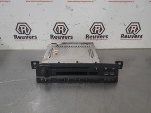 Gebruikte CD Speler BMW 3 serie Compact (E46/5) 318ti 16V Prijs € 30,00 Margeregeling aangeboden door Autorecycling Reuvers B.V.