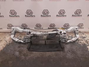 Gebruikte Frontpaneel Ford Focus 3 Wagon 1.0 Ti-VCT EcoBoost 12V 125 Prijs € 60,00 Margeregeling aangeboden door Autorecycling Reuvers B.V.