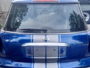 Gebruikte Achterklep BMW Mini One/Cooper (R50) 1.6 16V One Prijs € 100,00 Margeregeling aangeboden door Autorecycling Reuvers B.V.