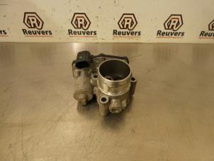 Gebruikte Gasklephuis Ford EcoSport (JK8) 1.0 EcoBoost 12V 125 Prijs € 25,00 Margeregeling aangeboden door Autorecycling Reuvers B.V.