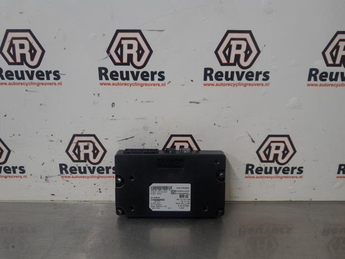 Gebruikte Bluetooth module Ford Focus 3 Wagon 1.0 Ti-VCT EcoBoost 12V 125 Prijs € 40,00 Margeregeling aangeboden door Autorecycling Reuvers B.V.