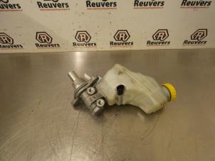 Gebruikte Hoofdremcilinder Fiat Grande Punto (199) 1.4 Prijs € 25,00 Margeregeling aangeboden door Autorecycling Reuvers B.V.