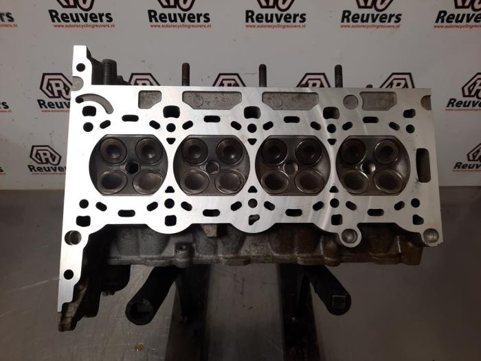Gebruikte Cilinderkop Opel Meriva (A) 1.4 16V Twinport Prijs € 400,00 Margeregeling aangeboden door Autorecycling Reuvers B.V.