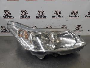 Gebruikte Koplamp rechts Citroen C4 Coupé (LA) 1.6 16V Prijs € 40,00 Margeregeling aangeboden door Autorecycling Reuvers B.V.