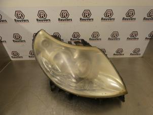 Gebruikte Rechter Koplamp Peugeot Boxer (U9) 2.2 HDi 120 Euro 4 Prijs € 40,00 Margeregeling aangeboden door Autorecycling Reuvers B.V.