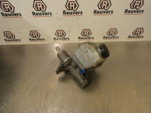 Gebruikte Hoofdremcilinder Mercedes Sprinter 3,5t (906.63) 310 CDI 16V Prijs € 30,00 Margeregeling aangeboden door Autorecycling Reuvers B.V.