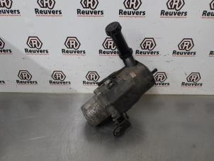 Gebruikte Stuurpomp Citroen C4 Coupé (LA) 1.6 16V Prijs € 50,00 Margeregeling aangeboden door Autorecycling Reuvers B.V.