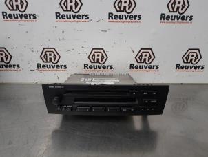 Gebruikte Radio CD Speler BMW 1 serie (E87/87N) 116i 1.6 16V Prijs € 40,00 Margeregeling aangeboden door Autorecycling Reuvers B.V.