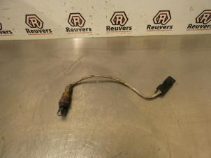 Gebruikte Lambda Sonde Peugeot 208 I (CA/CC/CK/CL) 1.2 Vti 12V PureTech 82 Prijs € 20,00 Margeregeling aangeboden door Autorecycling Reuvers B.V.