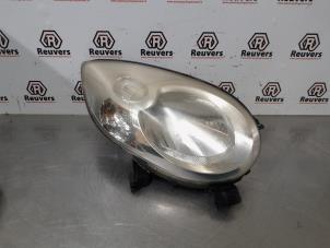 Gebruikte Rechter Koplamp Citroen C1 1.0 12V Prijs € 30,00 Margeregeling aangeboden door Autorecycling Reuvers B.V.