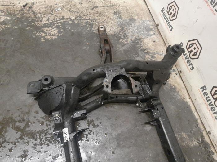 Subframe van een Mercedes-Benz R (W251) 3.0 320 CDI 24V 4-Matic 2011