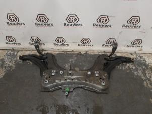 Gebruikte Subframe Renault Clio IV (5R) 0.9 Energy TCE 90 12V Prijs € 50,00 Margeregeling aangeboden door Autorecycling Reuvers B.V.