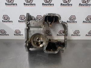 Gebruikte Carterpan Renault Clio IV (5R) 0.9 Energy TCE 90 12V Prijs € 40,00 Margeregeling aangeboden door Autorecycling Reuvers B.V.