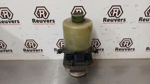 Gebruikte Pomp Servo Volkswagen Polo IV (9N1/2/3) 1.2 12V Prijs € 60,00 Margeregeling aangeboden door Autorecycling Reuvers B.V.
