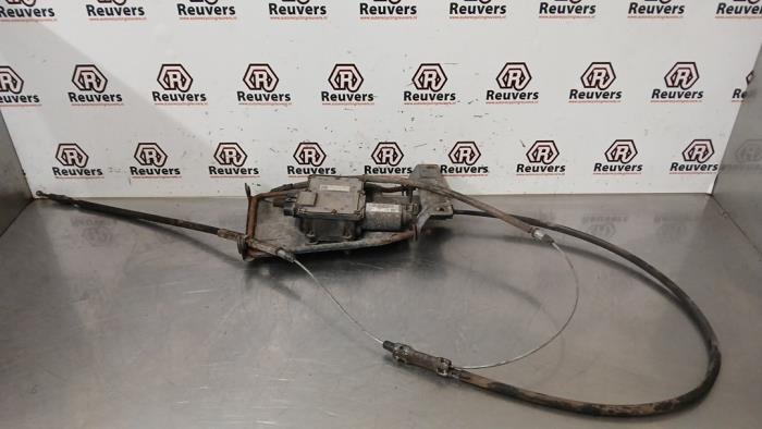 Gebruikte Handrem motor Opel Meriva (B) 1.3 CDTI 16V Prijs € 75,00 Margeregeling aangeboden door Autorecycling Reuvers B.V.