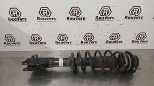 Gebruikte Mac Phersonpoot rechts-voor Mitsubishi Space Star (A0) 1.0 12V Prijs € 40,00 Margeregeling aangeboden door Autorecycling Reuvers B.V.