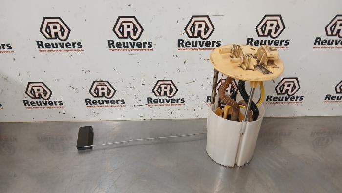 Gebruikte Brandstofpomp Elektrisch Renault Master III (MA/MB/MC/MD/MH/MF/MG/MH) 2.3 dCi 145 16V Prijs € 75,00 Margeregeling aangeboden door Autorecycling Reuvers B.V.