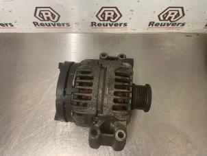 Gebruikte Dynamo BMW 3 serie Touring (E46/3) 320i 24V Prijs € 35,00 Margeregeling aangeboden door Autorecycling Reuvers B.V.