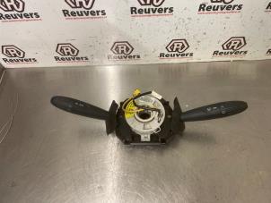 Gebruikte Licht + Raw Schakelaar Ford Ka II 1.2 Prijs € 25,00 Margeregeling aangeboden door Autorecycling Reuvers B.V.