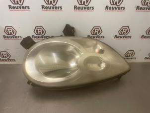 Gebruikte Rechter Koplamp Citroen C1 1.0 12V Prijs € 30,00 Margeregeling aangeboden door Autorecycling Reuvers B.V.