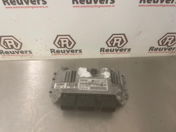Gebruikte Computer Motormanagement Peugeot 307 (3A/C/D) 2.0 16V Prijs € 75,00 Margeregeling aangeboden door Autorecycling Reuvers B.V.