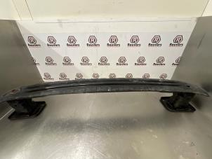 Gebruikte Bumperframe achter Ford Focus 3 1.0 Ti-VCT EcoBoost 12V 125 Prijs € 30,00 Margeregeling aangeboden door Autorecycling Reuvers B.V.