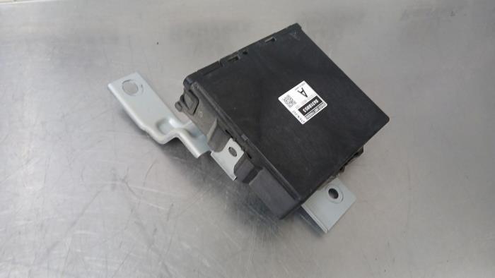 PDC Module van een Mitsubishi Outlander (GF/GG) 2.4 16V 4x4 2021