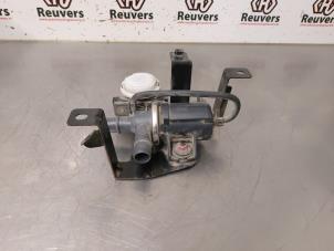 Gebruikte Waterpomp Mitsubishi Outlander (GF/GG) 2.4 16V 4x4 Prijs € 75,00 Margeregeling aangeboden door Autorecycling Reuvers B.V.