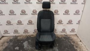 Gebruikte Voorstoel rechts Ford C-Max (DXA) 1.0 Ti-VCT EcoBoost 12V 125 Prijs € 125,00 Margeregeling aangeboden door Autorecycling Reuvers B.V.