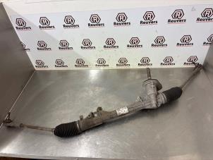 Gebruikte Stuurhuis Renault Twingo II (CN) 1.2 16V Prijs € 50,00 Margeregeling aangeboden door Autorecycling Reuvers B.V.