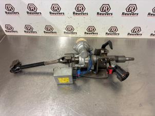 Gebruikte Stuurkolom compleet Renault Twingo II (CN) 1.2 16V Prijs € 100,00 Margeregeling aangeboden door Autorecycling Reuvers B.V.