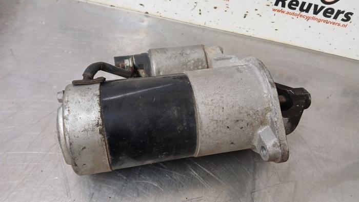 Startmotor van een Kia Soul I (AM) 1.6 CRDi 16V 2009