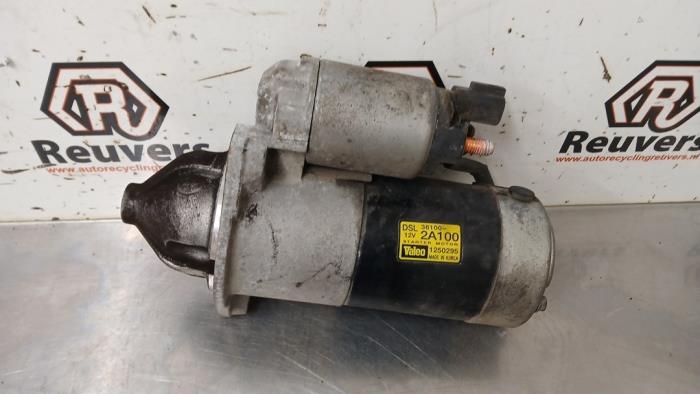 Startmotor van een Kia Soul I (AM) 1.6 CRDi 16V 2009