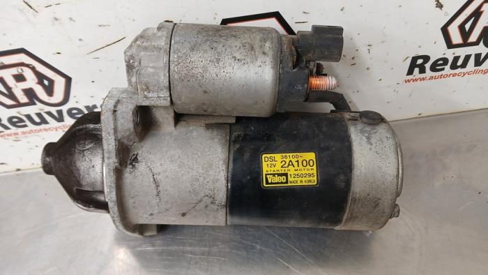 Startmotor van een Kia Soul I (AM) 1.6 CRDi 16V 2009