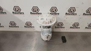 Gebruikte Tank element Pomp Peugeot 208 I (CA/CC/CK/CL) 1.2 Vti 12V PureTech 82 Prijs € 30,00 Margeregeling aangeboden door Autorecycling Reuvers B.V.