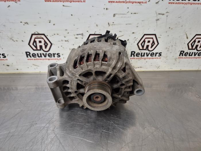 Gebruikte Alternator Ford Focus 3 1.6 Ti-VCT 16V 105 Prijs € 35,00 Margeregeling aangeboden door Autorecycling Reuvers B.V.