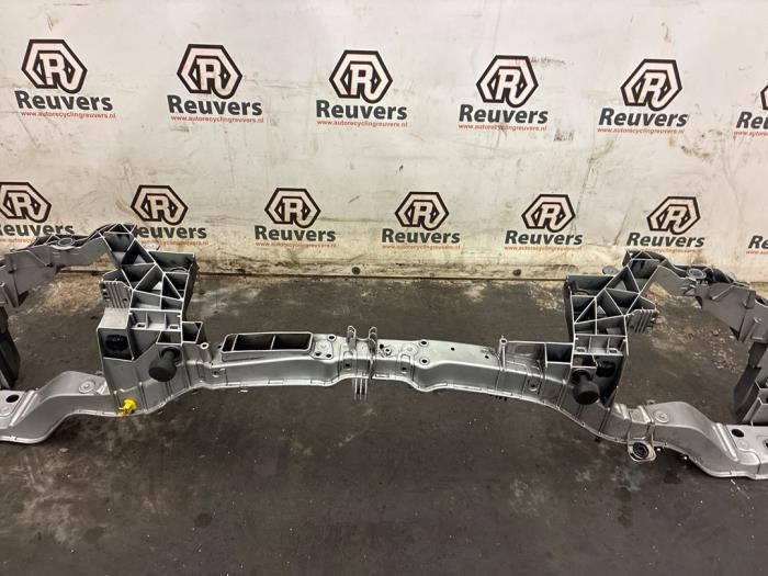 Frontpaneel van een Ford Focus 3 1.6 Ti-VCT 16V 105 2011