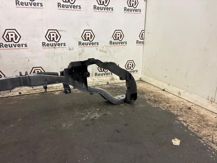 Frontpaneel van een Ford Focus 3 1.6 Ti-VCT 16V 105 2011