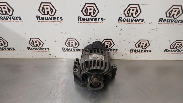 Gebruikte Alternator Fiat Doblo Cargo (223) 1.3 D 16V Multijet DPF Prijs € 30,00 Margeregeling aangeboden door Autorecycling Reuvers B.V.
