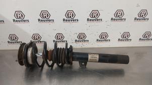 Gebruikte Voorpoot links BMW 3 serie Touring (E91) 318i 16V Prijs € 35,00 Margeregeling aangeboden door Autorecycling Reuvers B.V.