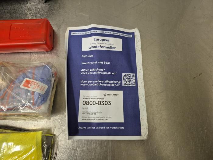 EHBO kit van een Renault Zoé (AG) R90 2015