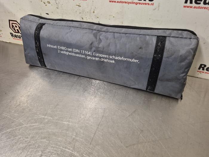 EHBO kit van een Renault Zoé (AG) R90 2015