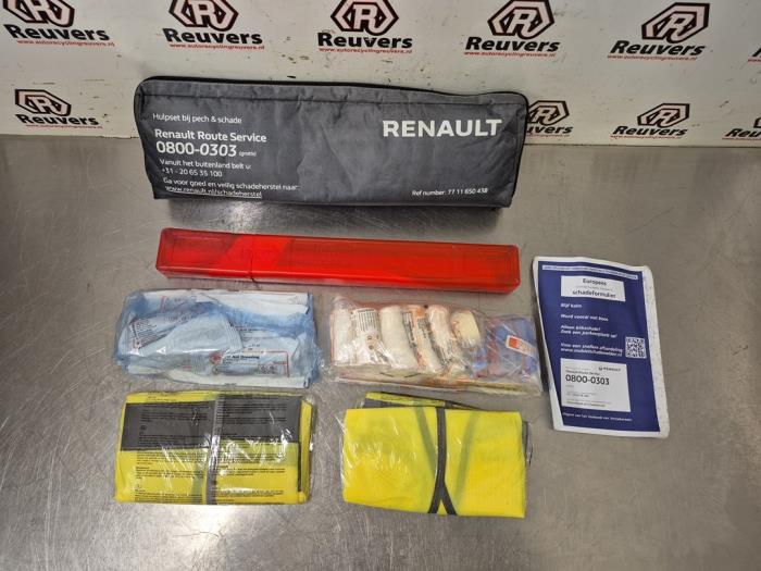 EHBO kit van een Renault Zoé (AG) R90 2015