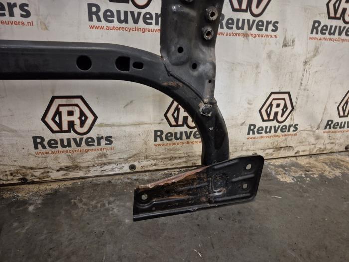 Subframe van een Mercedes-Benz CLA (117.3) 1.6 CLA-200 16V 2016