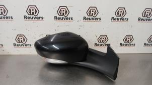 Gebruikte Buitenspiegel rechts Renault Zoé (AG) R90 Prijs € 100,00 Margeregeling aangeboden door Autorecycling Reuvers B.V.