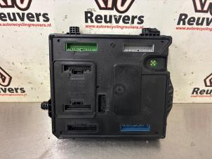 Gebruikte BCM Renault Zoé (AG) R90 Prijs € 50,00 Margeregeling aangeboden door Autorecycling Reuvers B.V.