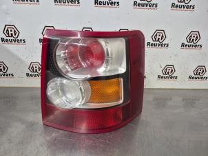 Gebruikte Achterlicht rechts Landrover Range Rover Sport (LS) 4.2 V8 32V Supercharged Prijs € 135,00 Margeregeling aangeboden door Autorecycling Reuvers B.V.