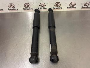 Gebruikte Schokbreker set Peugeot 208 I (CA/CC/CK/CL) 1.2 Vti 12V PureTech 82 Prijs € 30,00 Margeregeling aangeboden door Autorecycling Reuvers B.V.