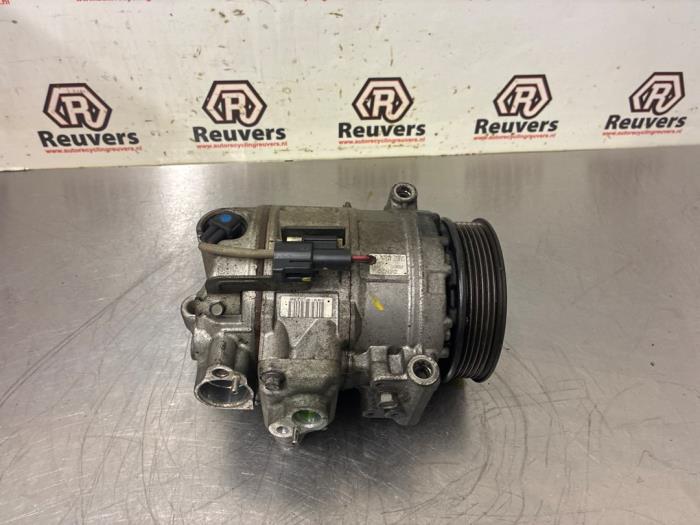 Gebruikte Aircopomp Landrover Range Rover Sport (LS) 4.2 V8 32V Supercharged Prijs € 100,00 Margeregeling aangeboden door Autorecycling Reuvers B.V.